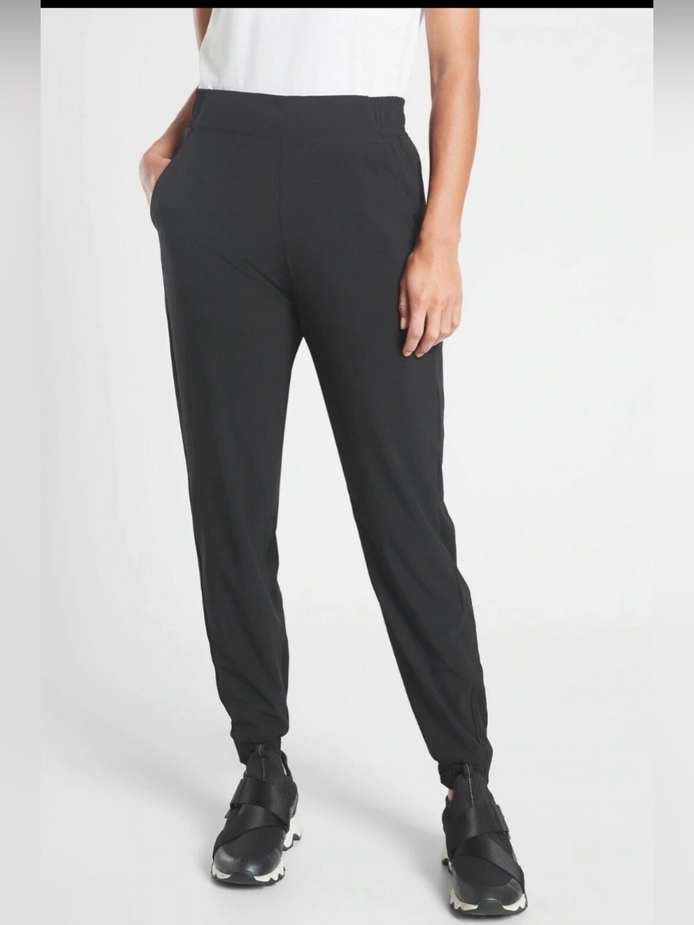 Athleta Brooklyn Lined Jogger Black , size 8